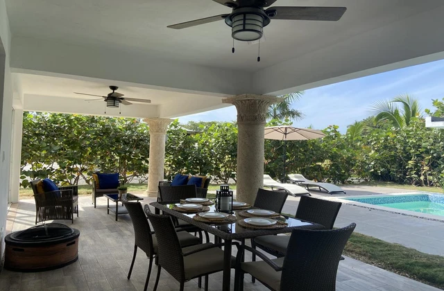 Coconut Paradise Beach Villa Terrace Pool